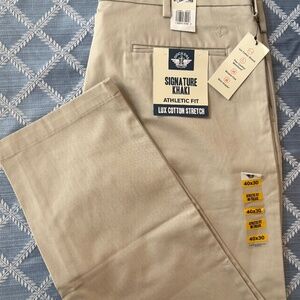NWT Men's Dockers Signature Athletic Pants 40x30